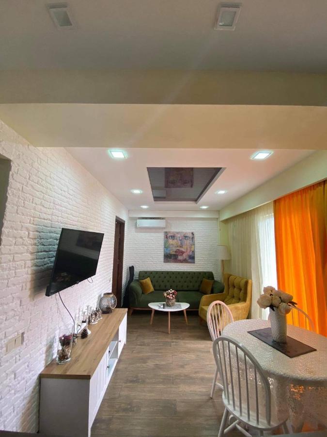 Apartament Victoria Daire Tiflis Dış mekan fotoğraf