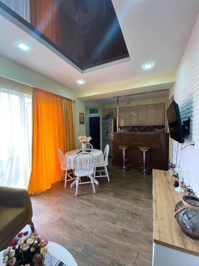 Apartament Victoria Daire Tiflis Dış mekan fotoğraf
