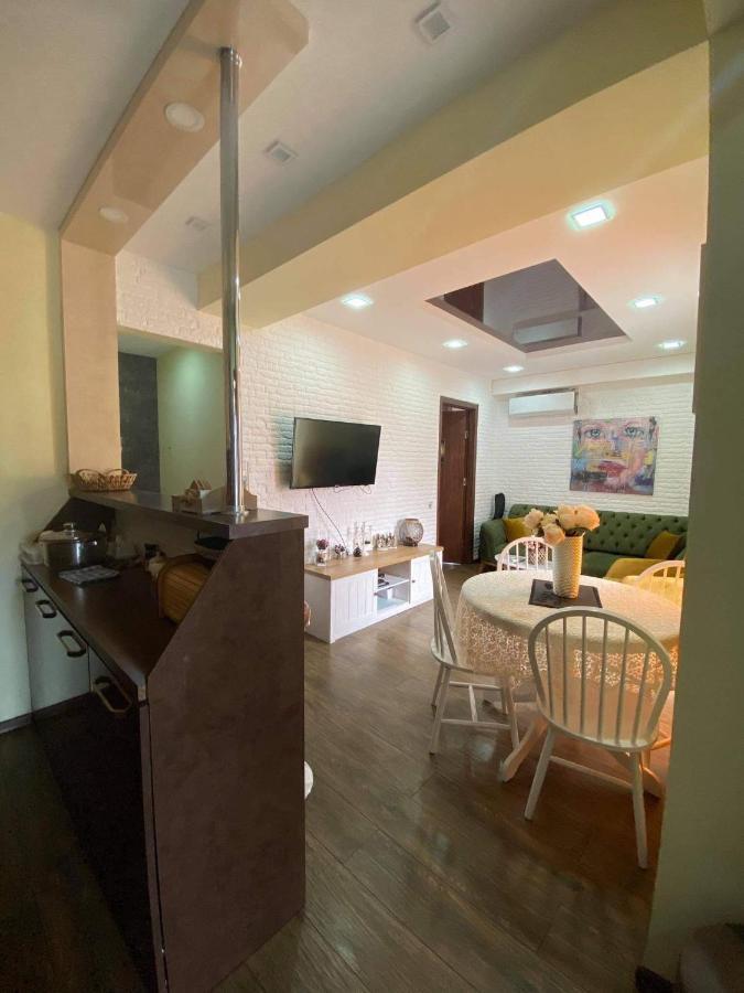 Apartament Victoria Daire Tiflis Dış mekan fotoğraf